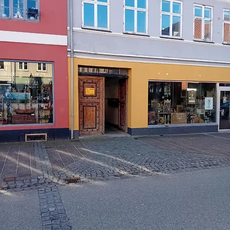 Apartment Centrally Located