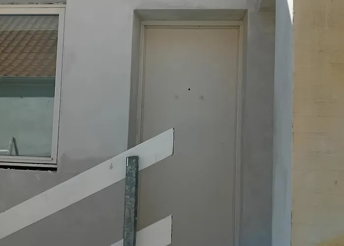 Centrally Located Διαμέρισμα *